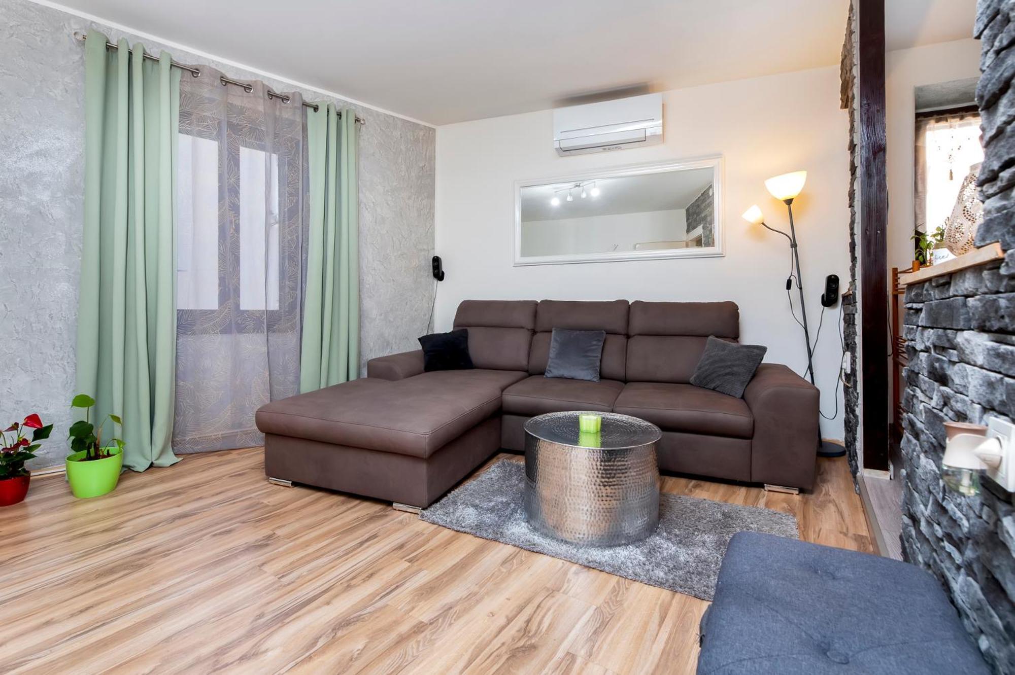 Apartman 1900
